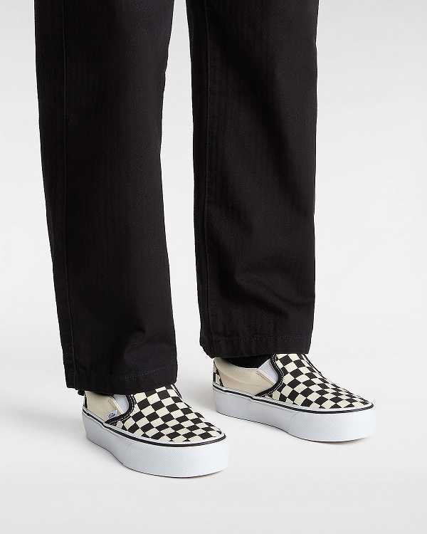 Women Vans Checkerboard Classic Slip-On Platform Shoes Black / White Malaysia | VN4528079