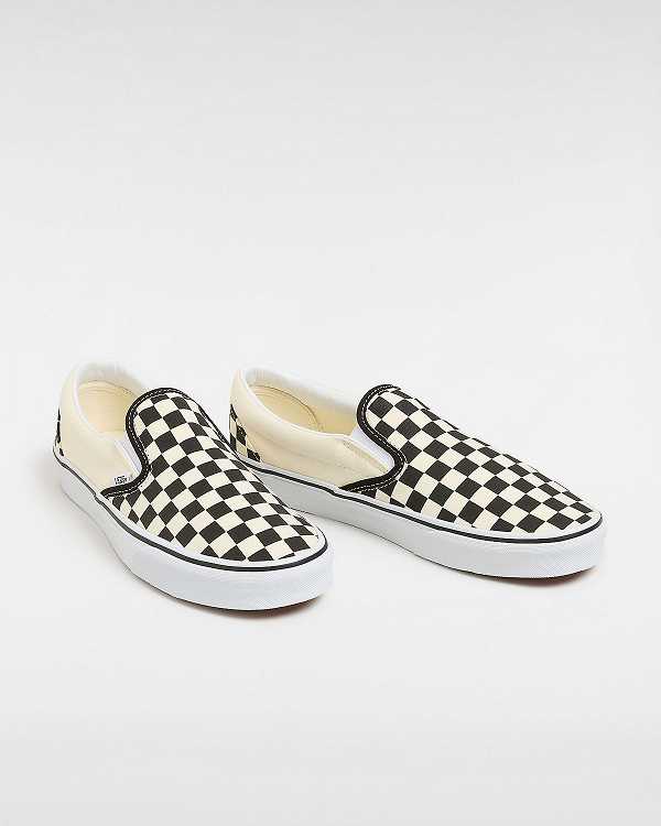 Women Vans Checkerboard Classic Slip On Shoes Black / White Malaysia | VN6103287