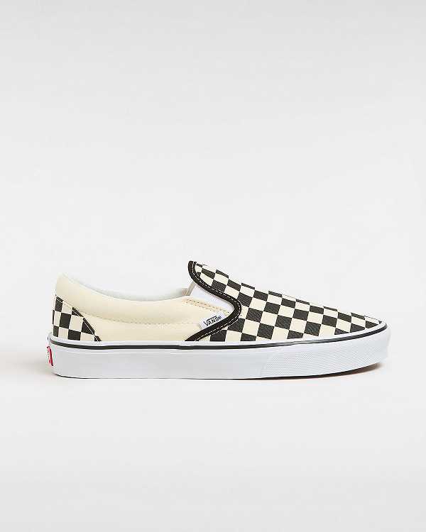 Women Vans Checkerboard Classic Slip On Shoes Black / White Malaysia | VN6103287