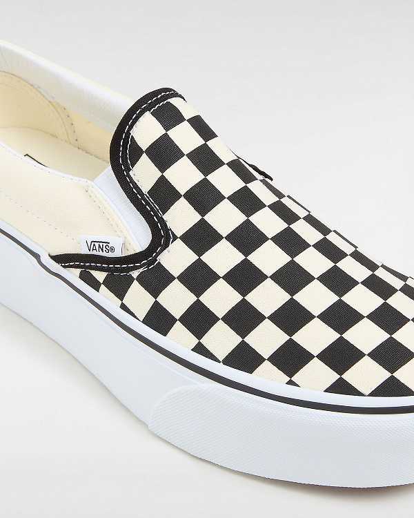 Women Vans Classic Slip-On Platform Shoes Black / White Malaysia | VN0234651